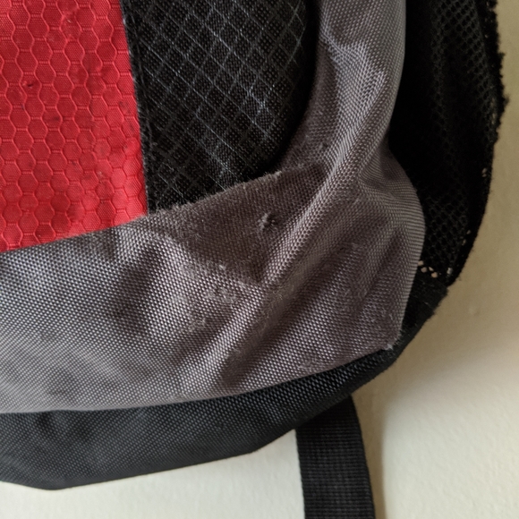 RARE Fila Backpack - Picture 3 of 6